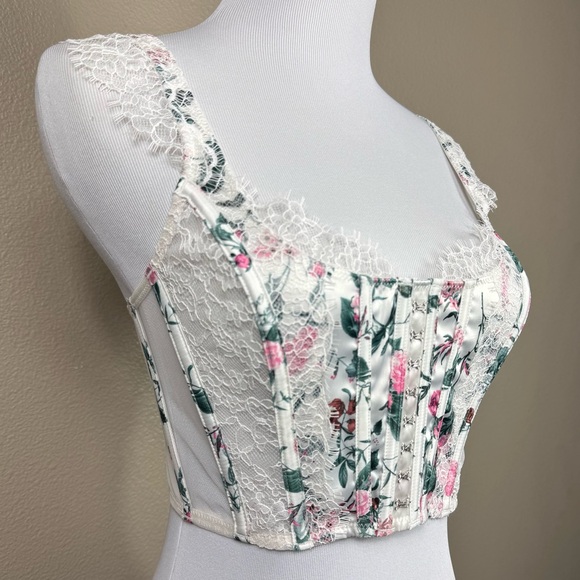 Victoria's Secret Tops - Victoria’s Secret Dream Angels Unlined white pink Floral Corset Top D